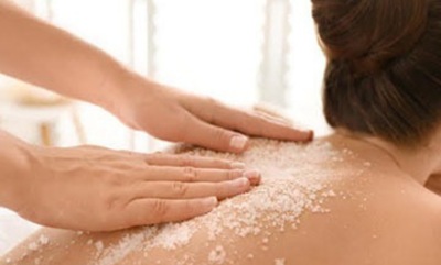 Esfoliação corporal e hidratação