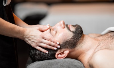 Massagem lifting facial
